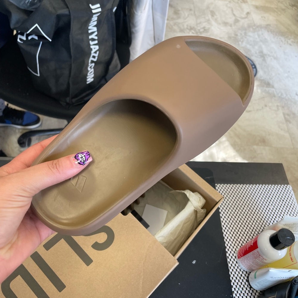 Brand new never worn size 4 Yeezy slides for kids new in the box